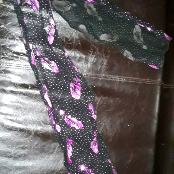 Italian Made Scarf/Wrap/HeadBand - Picture 3 of 3